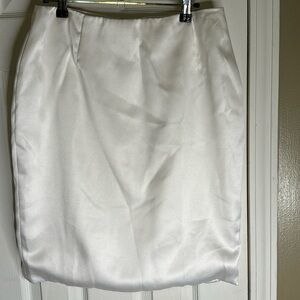 Karen Okada por David Howard White Lined Pencil Skirt Size 12